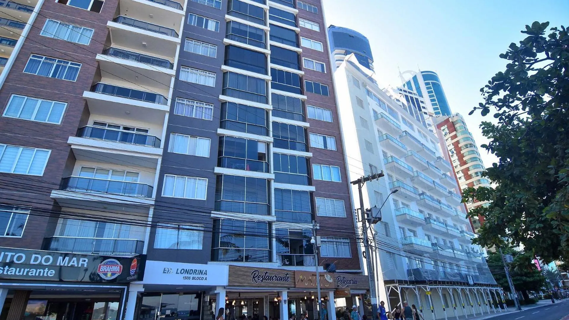 Apto Confortavel Prox. A Praia Central Bc Xj4348 Balneário Camboriú Brasil